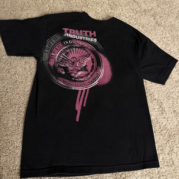 Truth Soul Armor Other - Truth Soul Armor Truth Industries Eagle Crest Graphic T-Shirt Black PurpleMens M